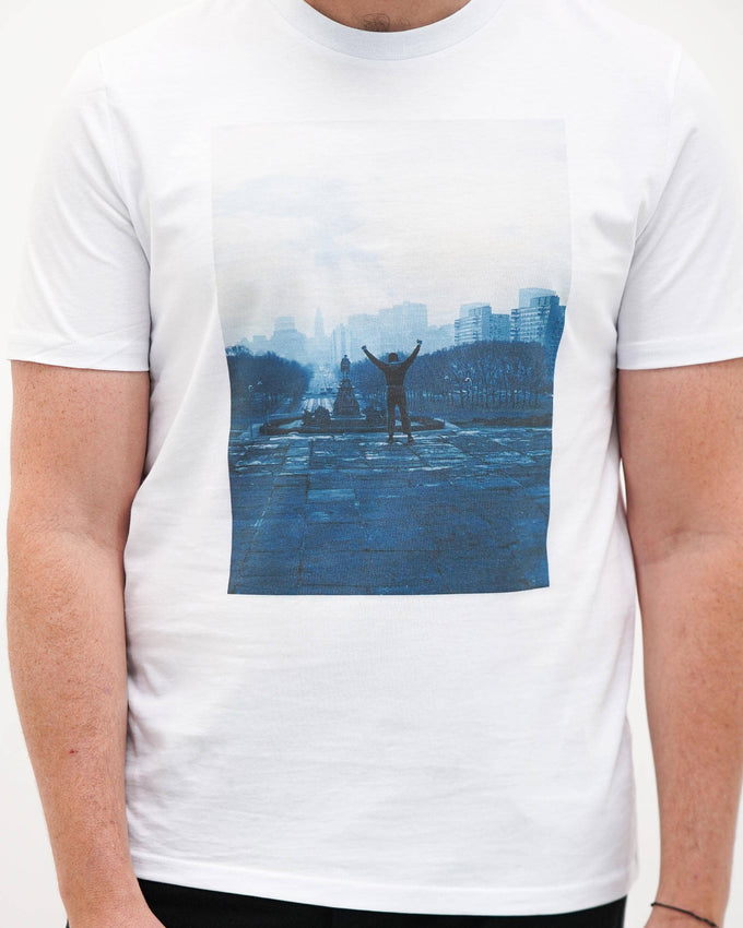 T-shirt bianca con stampa Rocky Stairs