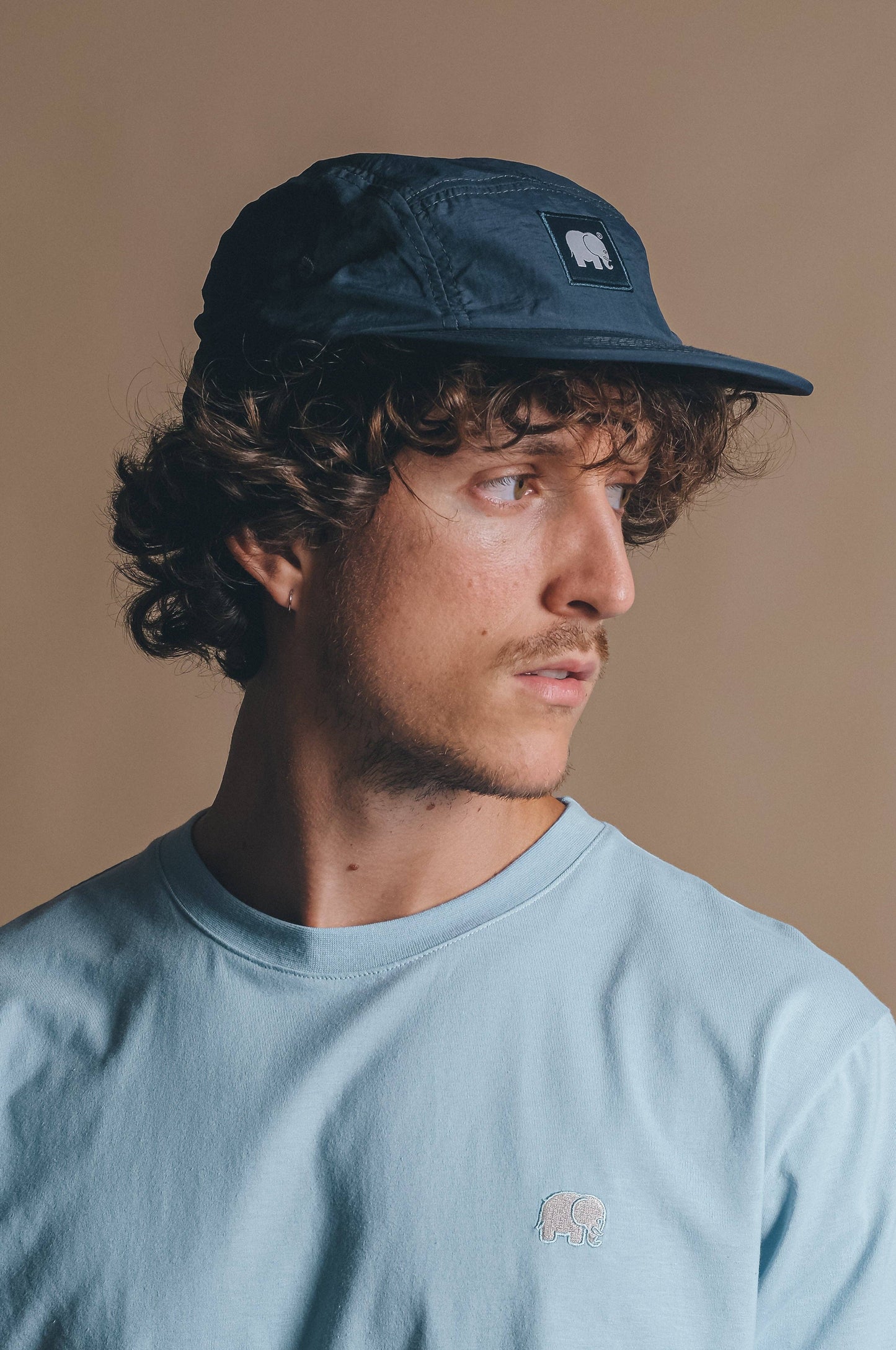 Cappellino five panel in nylon idrorepellente blu
