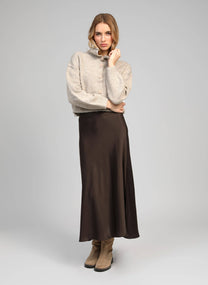 Gilet in maglia color talpa con collo alto e bottoni