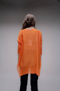 Pullover oversize con scollo a V in maglia 3D