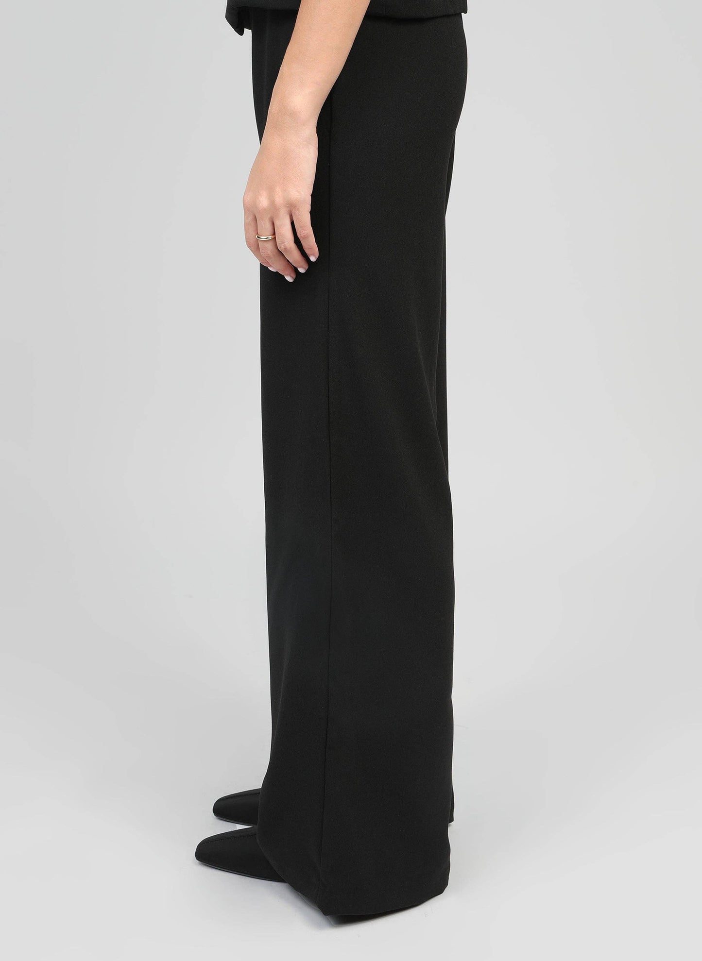 Pantaloni palazzo neri a vita elastica