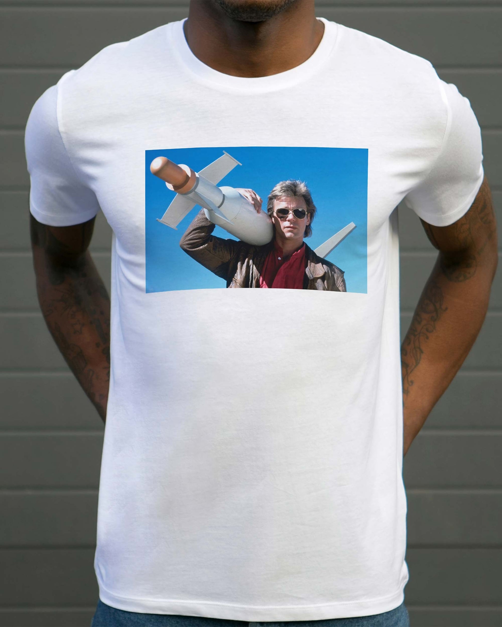 T-shirt MacGyver con foto vintage
