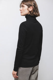Maglione dolcevita in maglia rasata