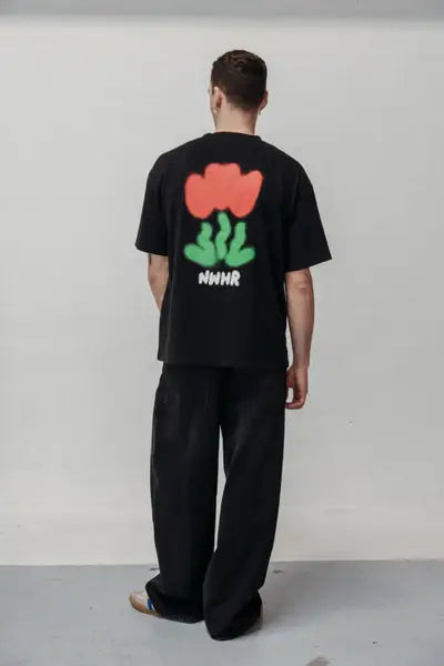 T-shirt nera oversize Tulip in cotone organico