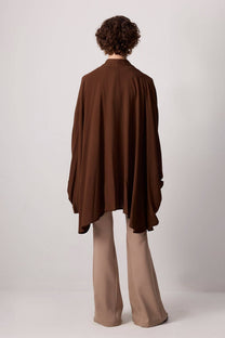 Top kimono oversize in viscosa con collo alto drappeggiato