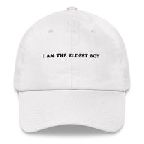 Cappellino ricamato "I Am The Eldest Boy" in cotone