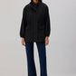 Giacca nera con zip e collo alto
