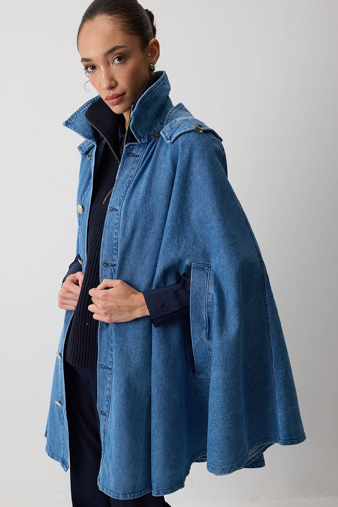 Poncho in denim con cappuccio