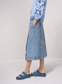 Gonna midi in denim con bottoni a pressione e tasche laterali