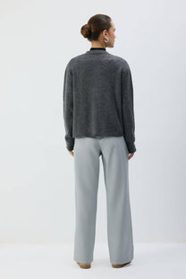 Pantaloni a pieghe con vita elasticizzata