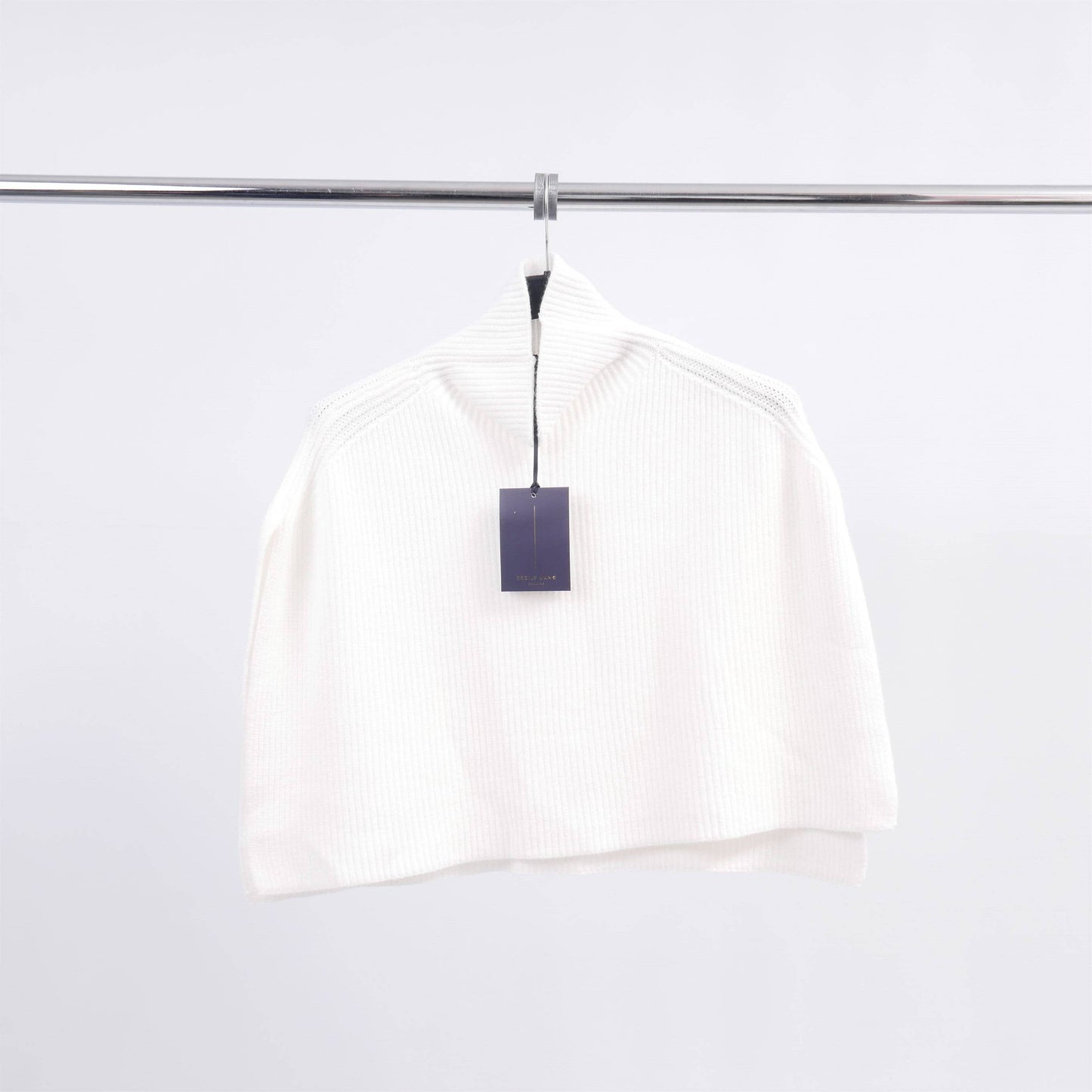 Poncho maglione in maglia a coste con collo alto