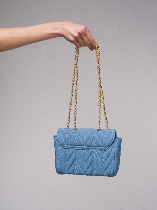 Borsa a tracolla in denim trapuntato con catena dorata
