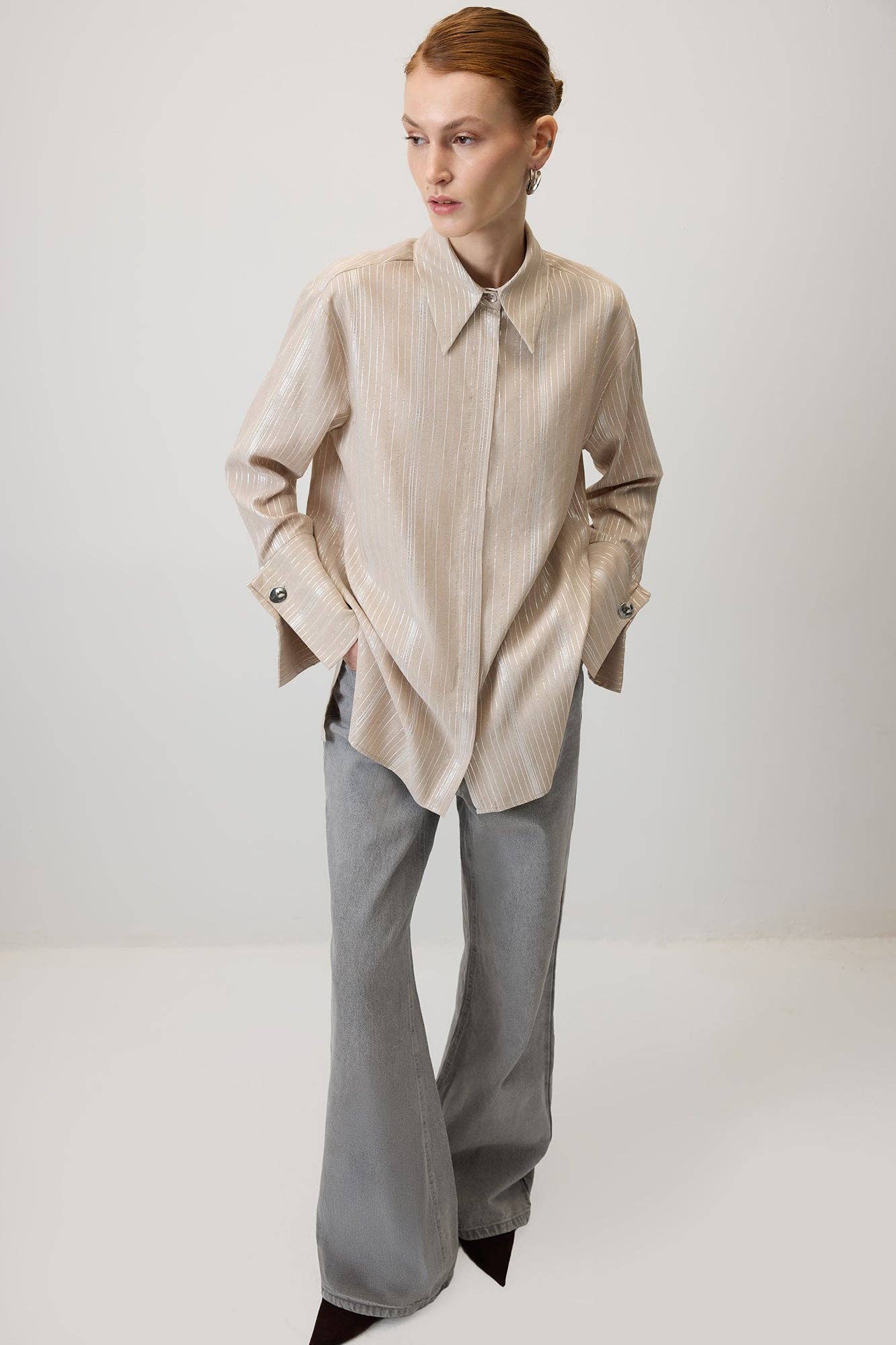 Camicia in viscosa a righe glitter crema