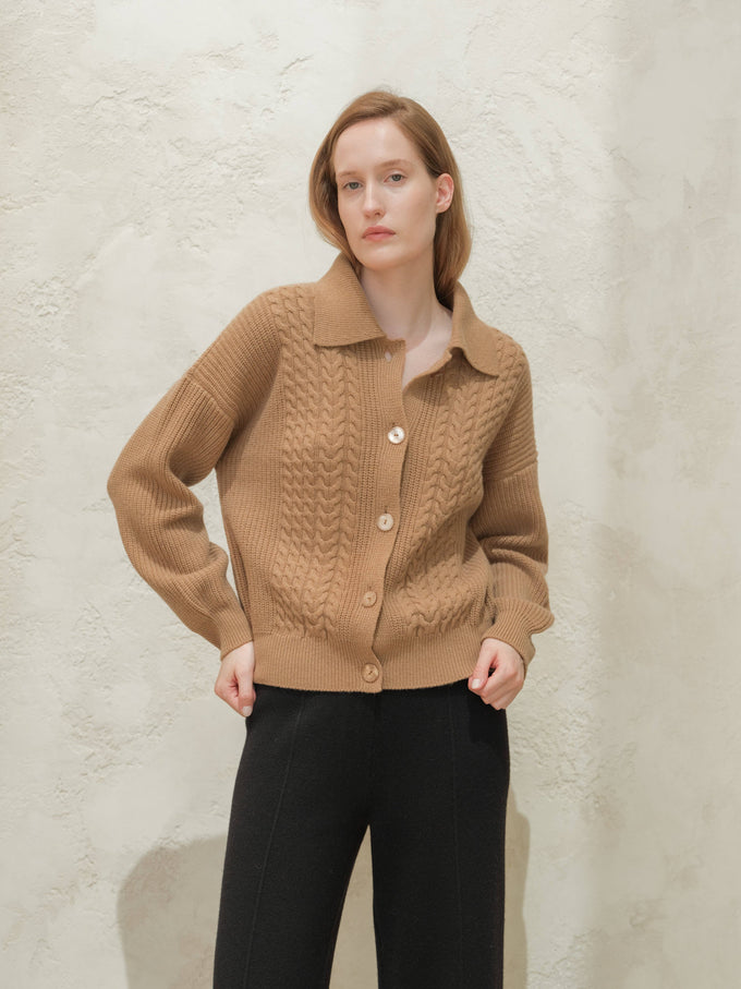 Cardigan polo in misto cashmere con trecce
