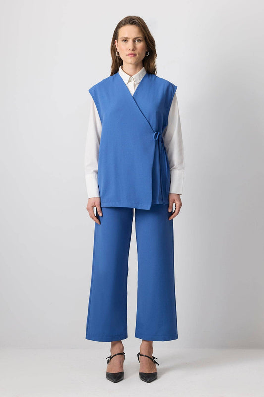 Completo gilet e pantaloni in misto lino indaco