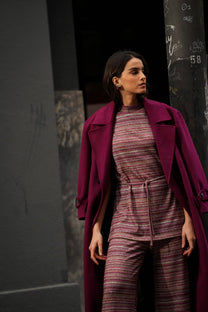 Tunica strutturata in maglia multicolore con cintura