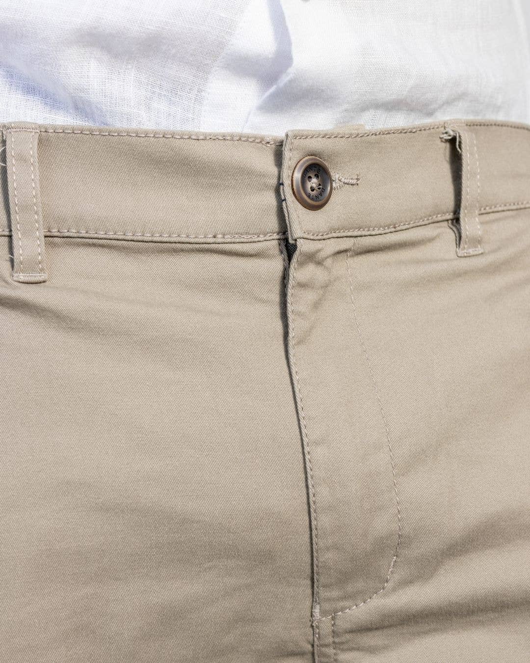 Pantaloncini chino elasticizzati beige da uomo