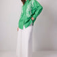 Camicia oversize verde ricamata con motivo astratto in misto cotone