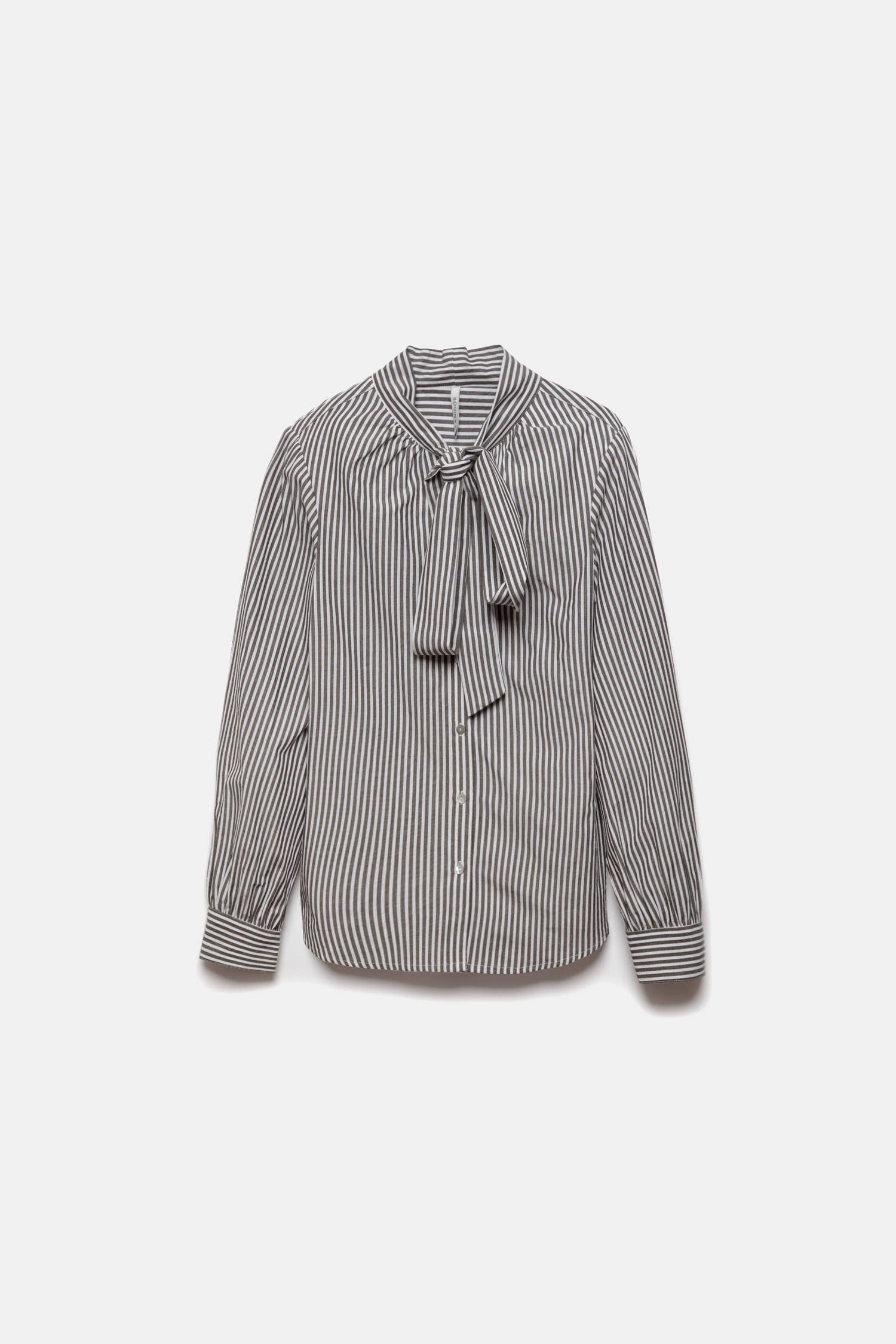 Camicia a righe con fiocco al collo
