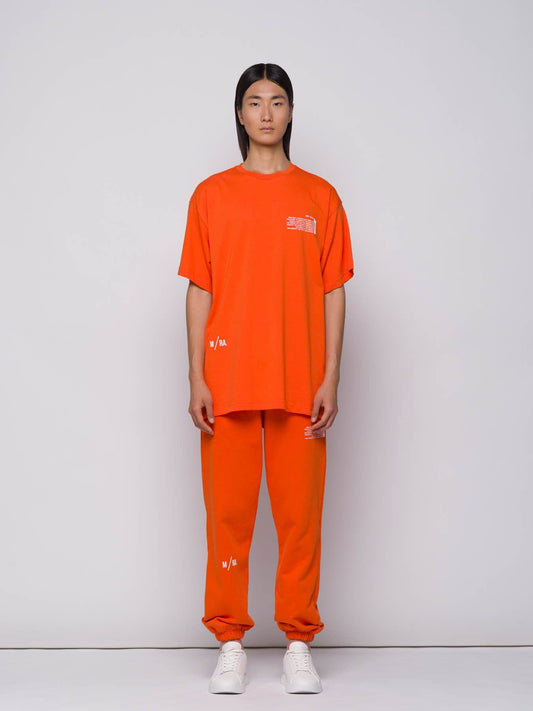 T-shirt arancione con logo