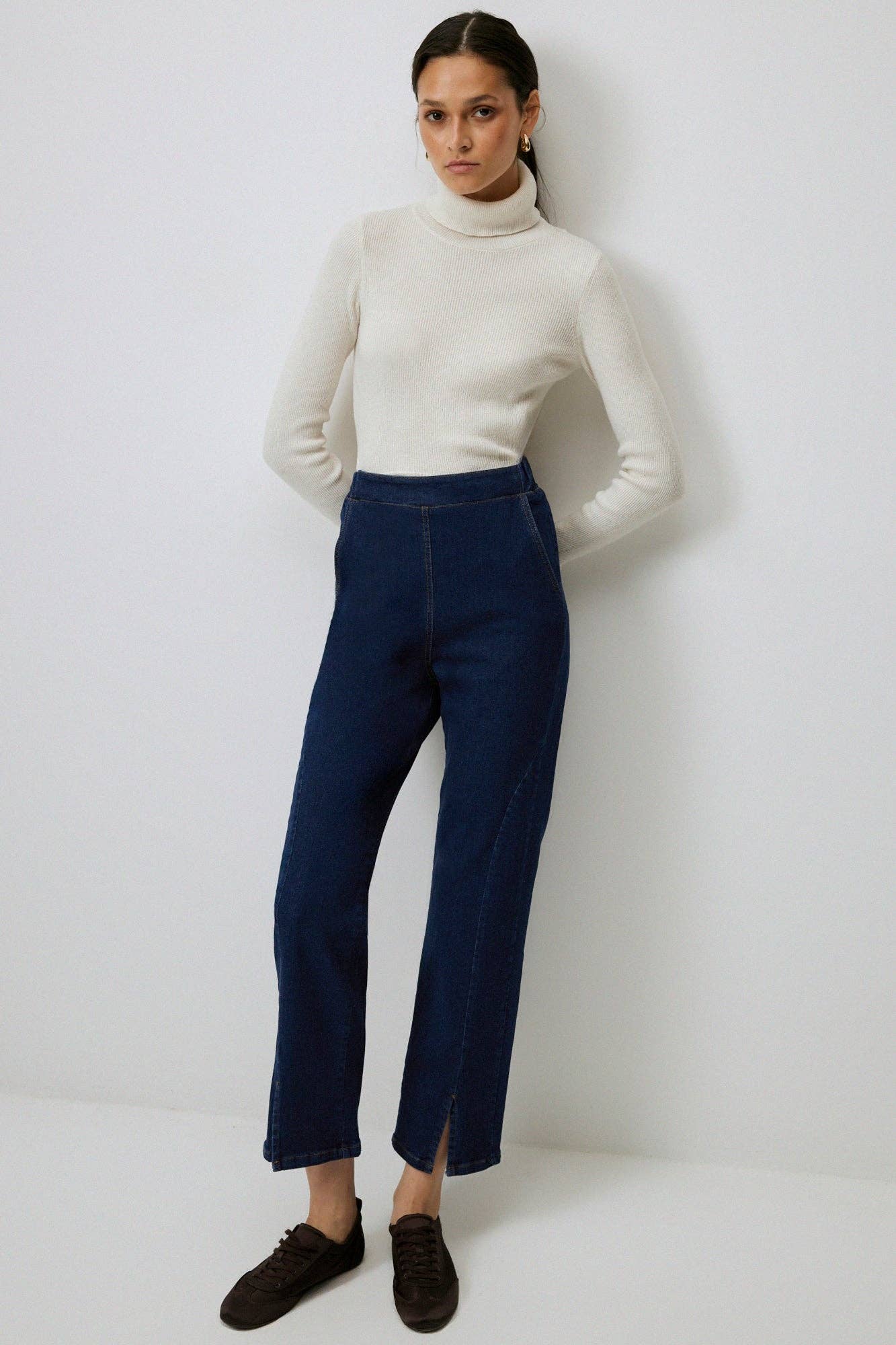 Jeans denim a vita alta elasticizzati a gamba dritta
