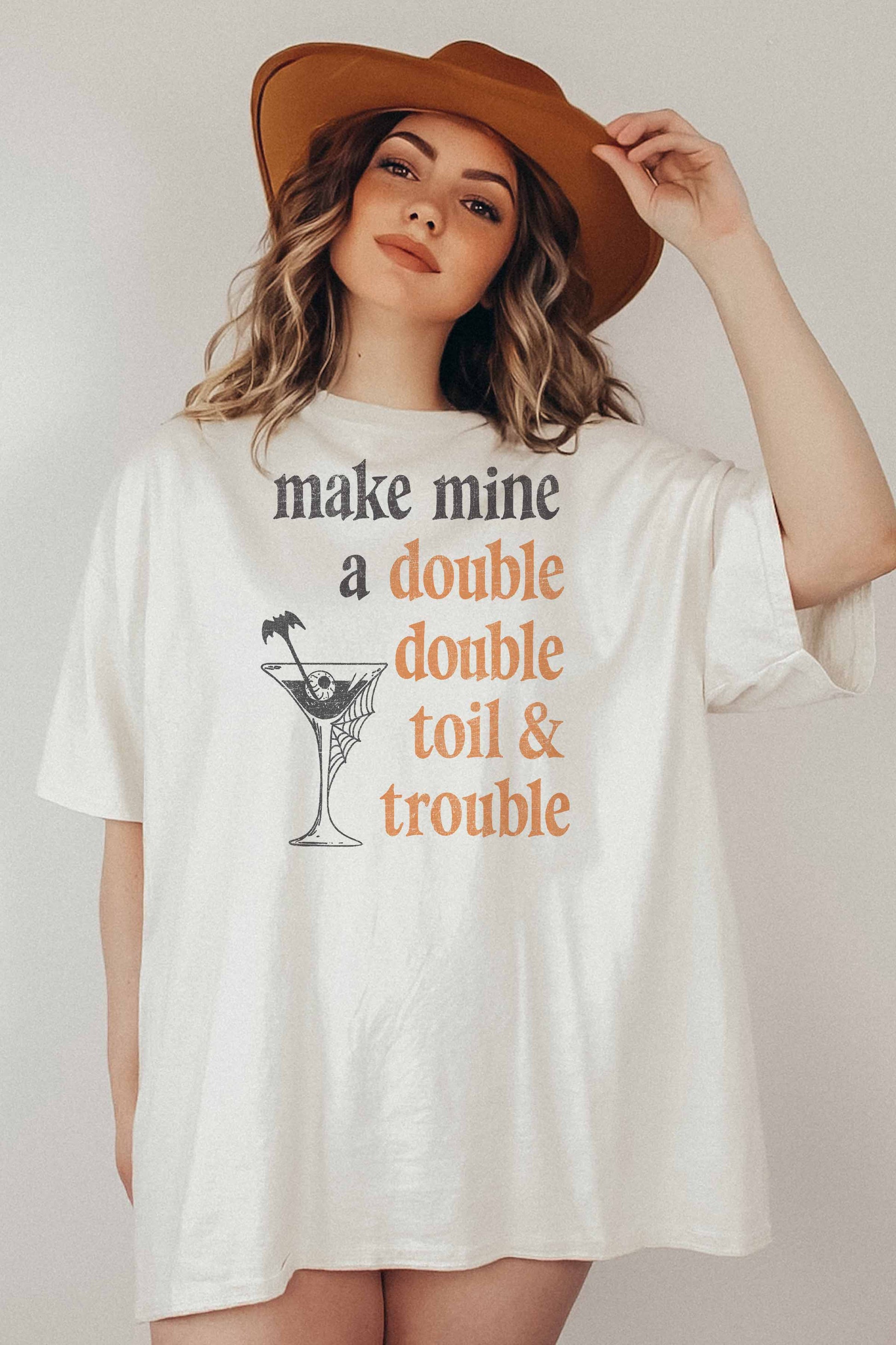 T-shirt Oversize Grafica Witches Martini