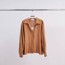 Camicia satinata in viscosa e seta