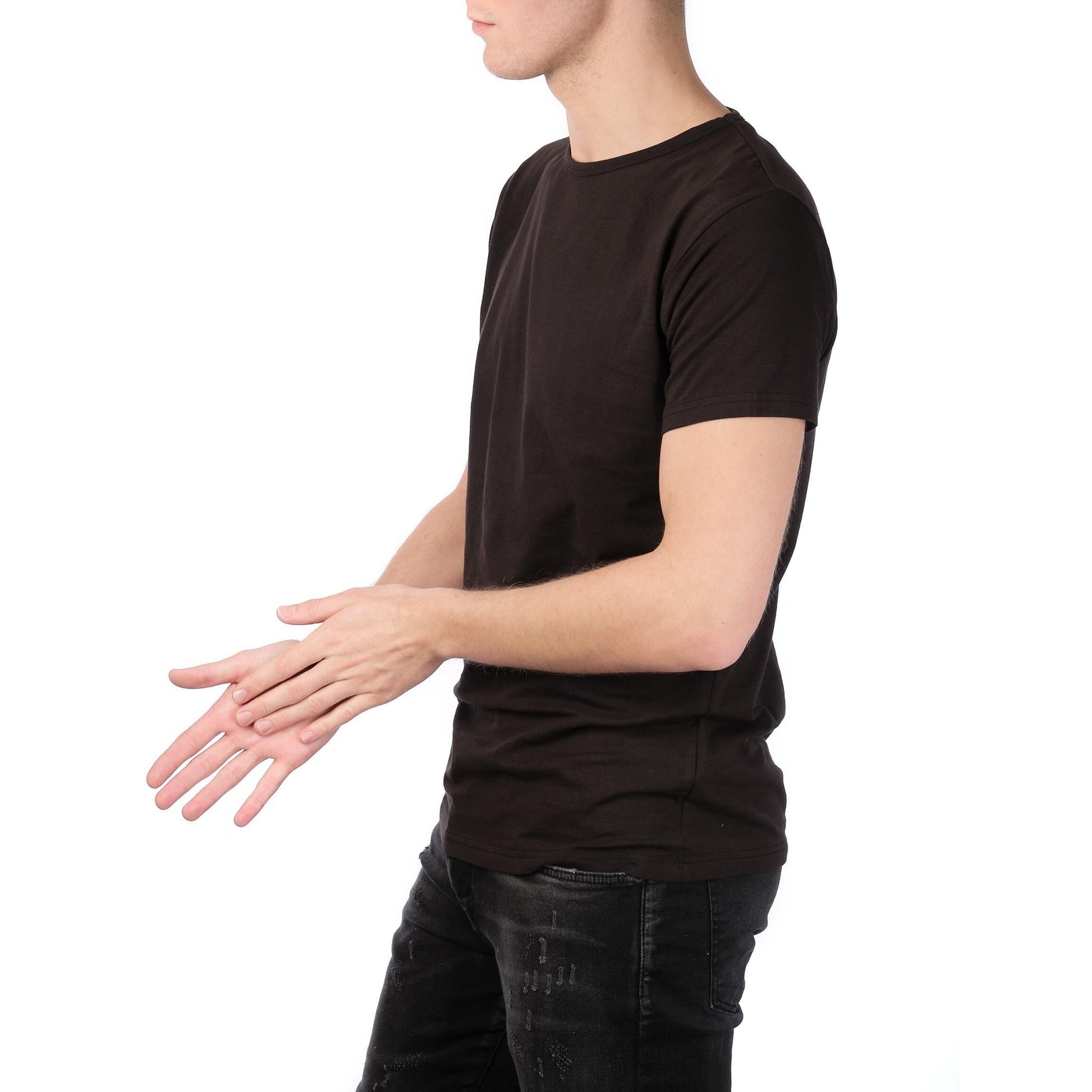 T-shirt uomo nera basic a girocollo