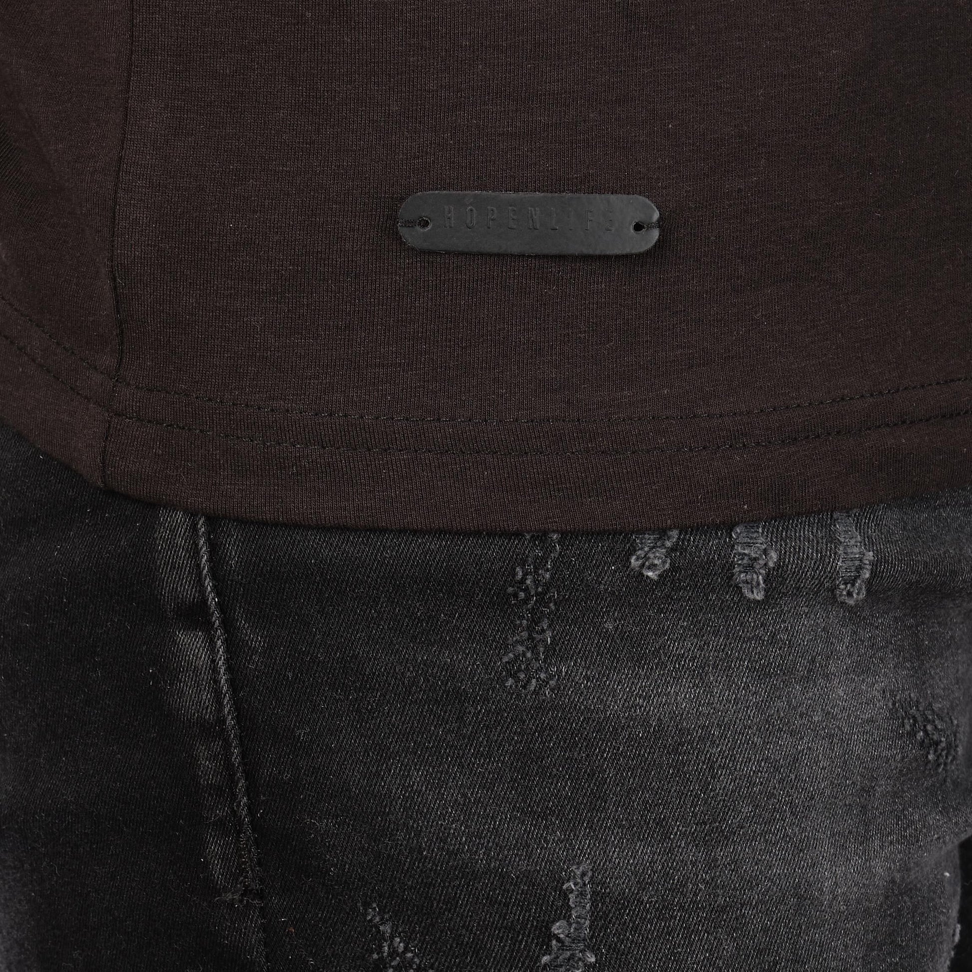 T-shirt uomo nera basic a girocollo