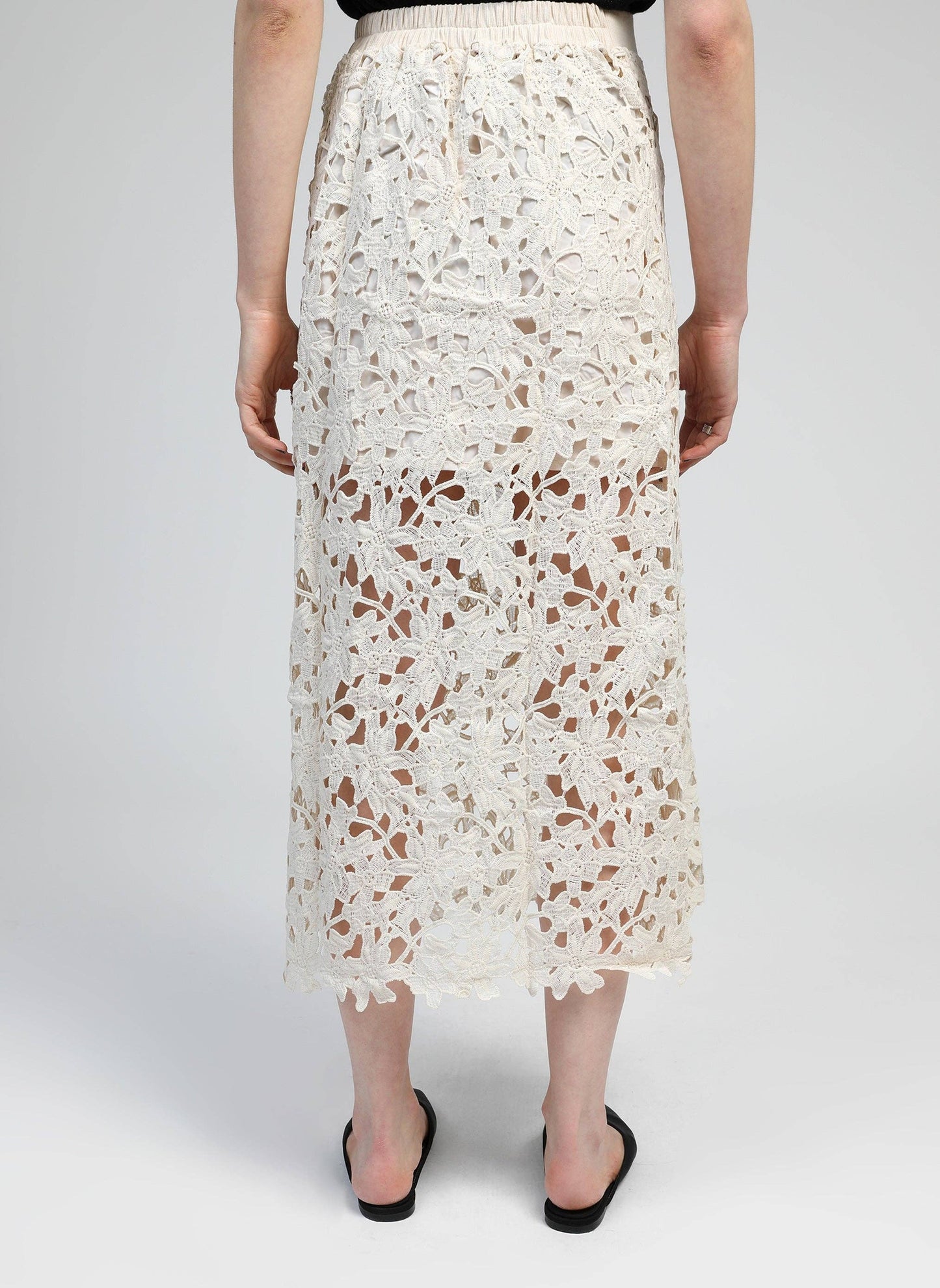 Gonna midi in pizzo floreale a vita alta