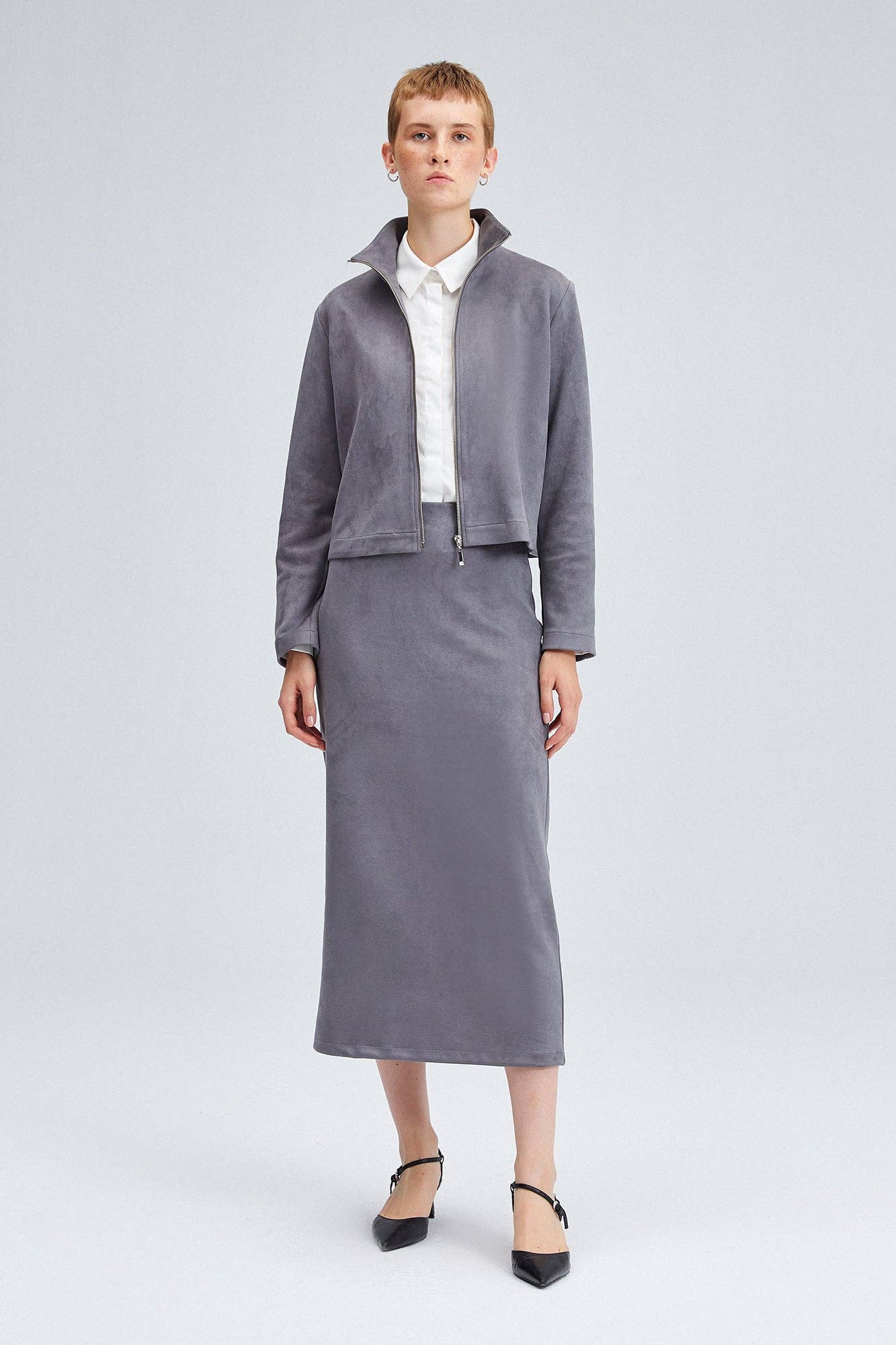 Giacca effetto suede con zip e collo alto
