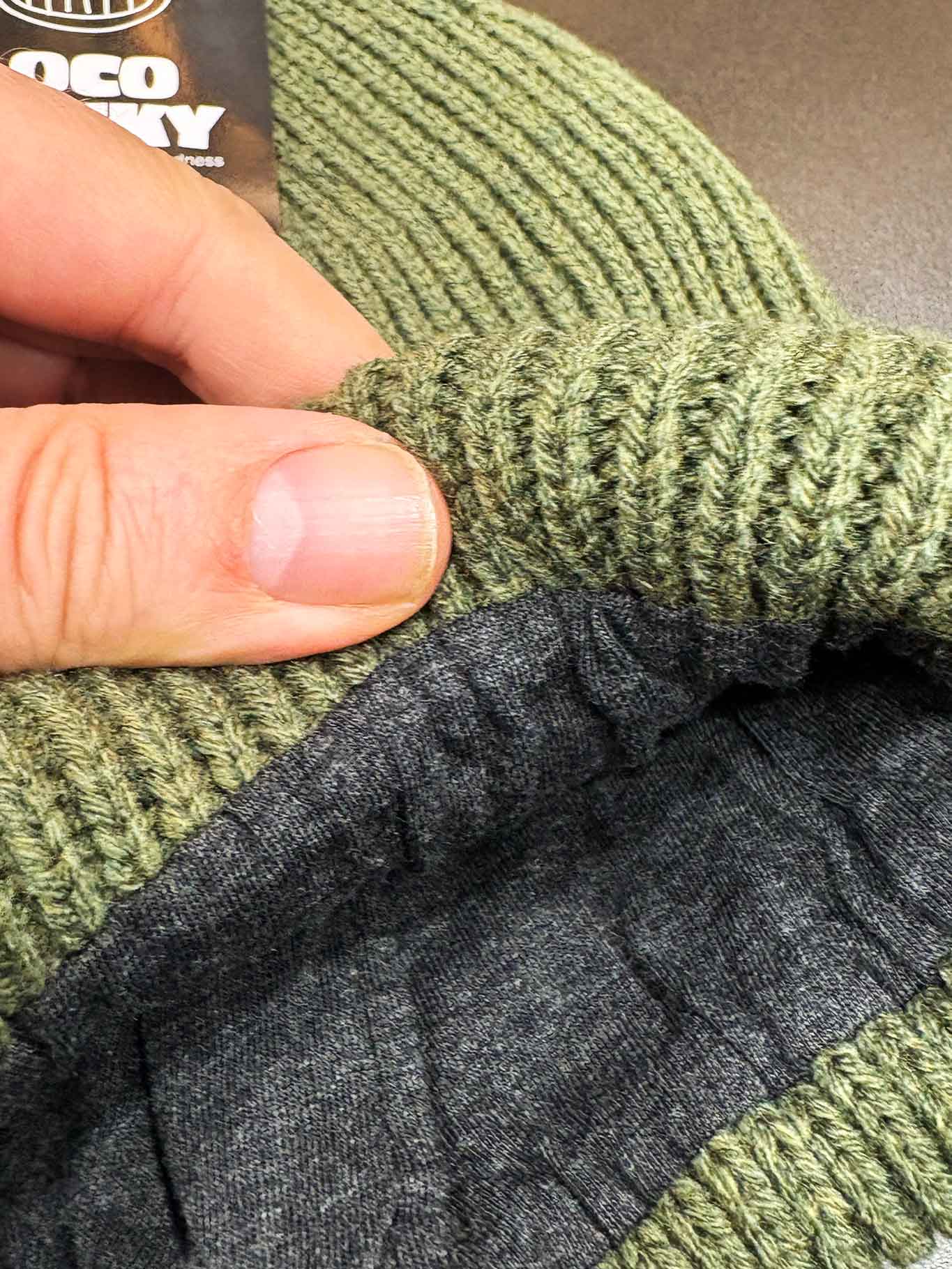 Cappello beanie traspirante antivento a coste