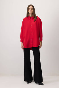 Camicia rossa oversize a vestibilità comoda