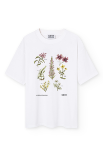 T-shirt oversize San Xoán con stampa botanica