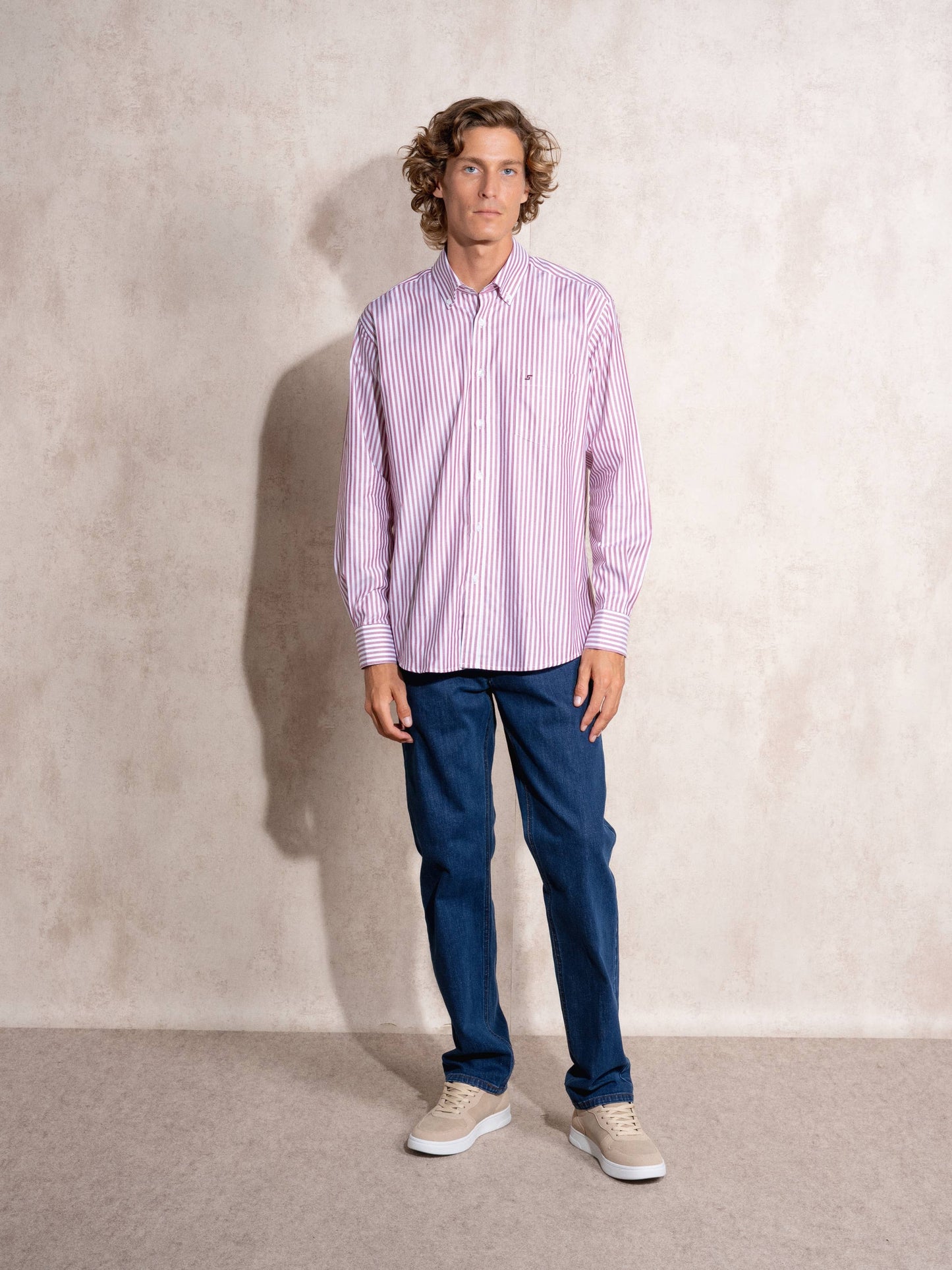 Camicia uomo a righe in cotone con colletto button-down