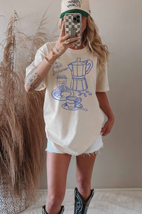 T-shirt oversize grafica “Le Petit Déjeuner” in cotone