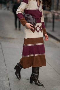 Gonna midi in maglia a righe bordeaux e marrone