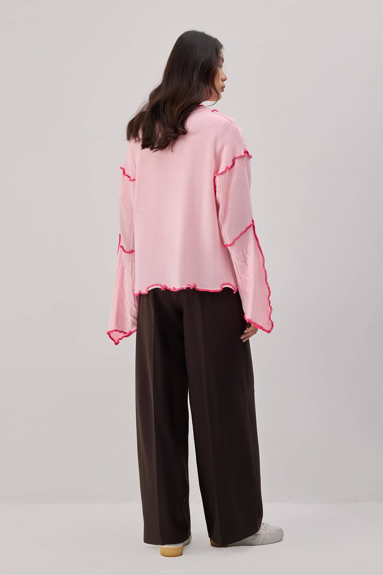 Cardigan in maglia con cintura a contrasto
