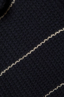 Maglione a righe in maglia con collo morbido