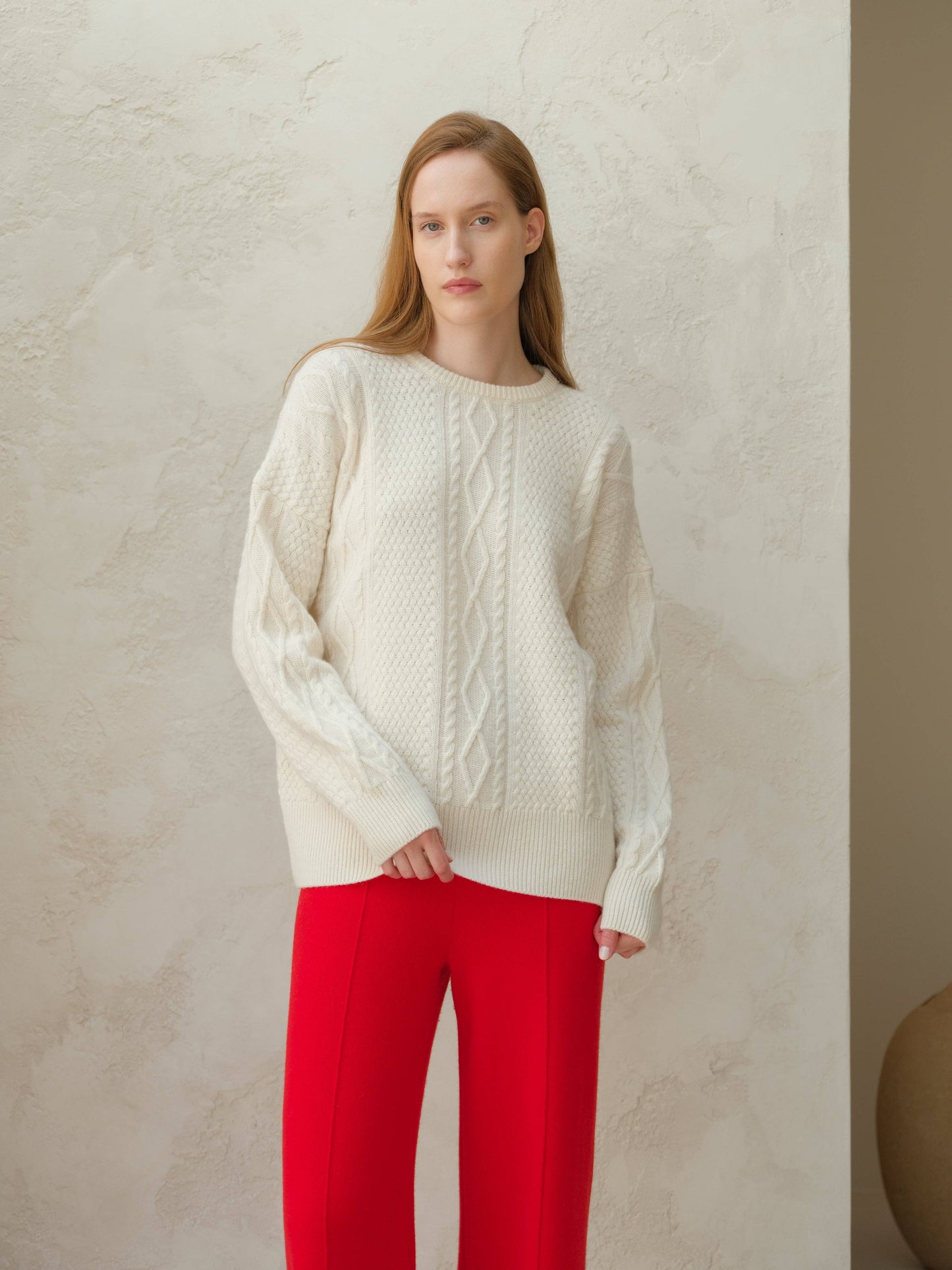 Maglione girocollo a coste da pescatore in misto cashmere