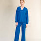 Maxi maglia oversize in misto cashmere con scollo a V e spacchi laterali