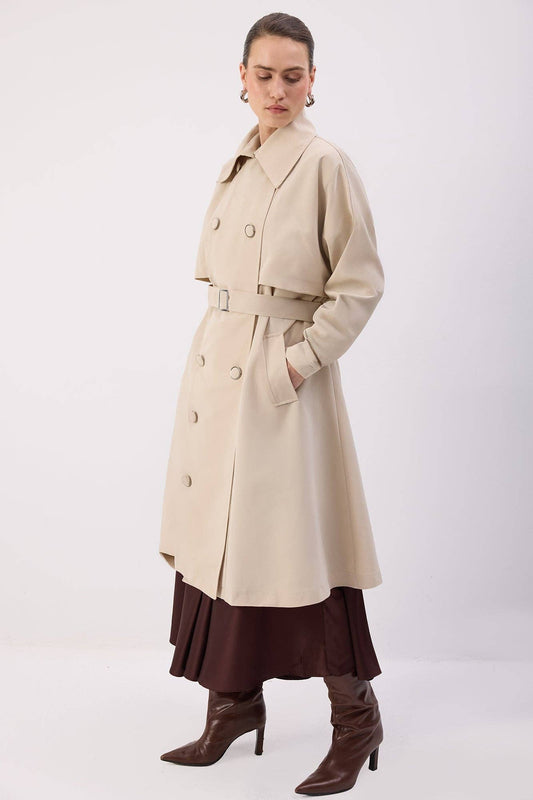 Trench cappotto doppiopetto con colletto dritto e cintura