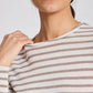 Maglia marinara Thyra in lana a righe écru e grigio mélange