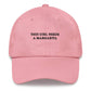 Cappellino dad hat ricamato “This Girl Needs a Margarita”