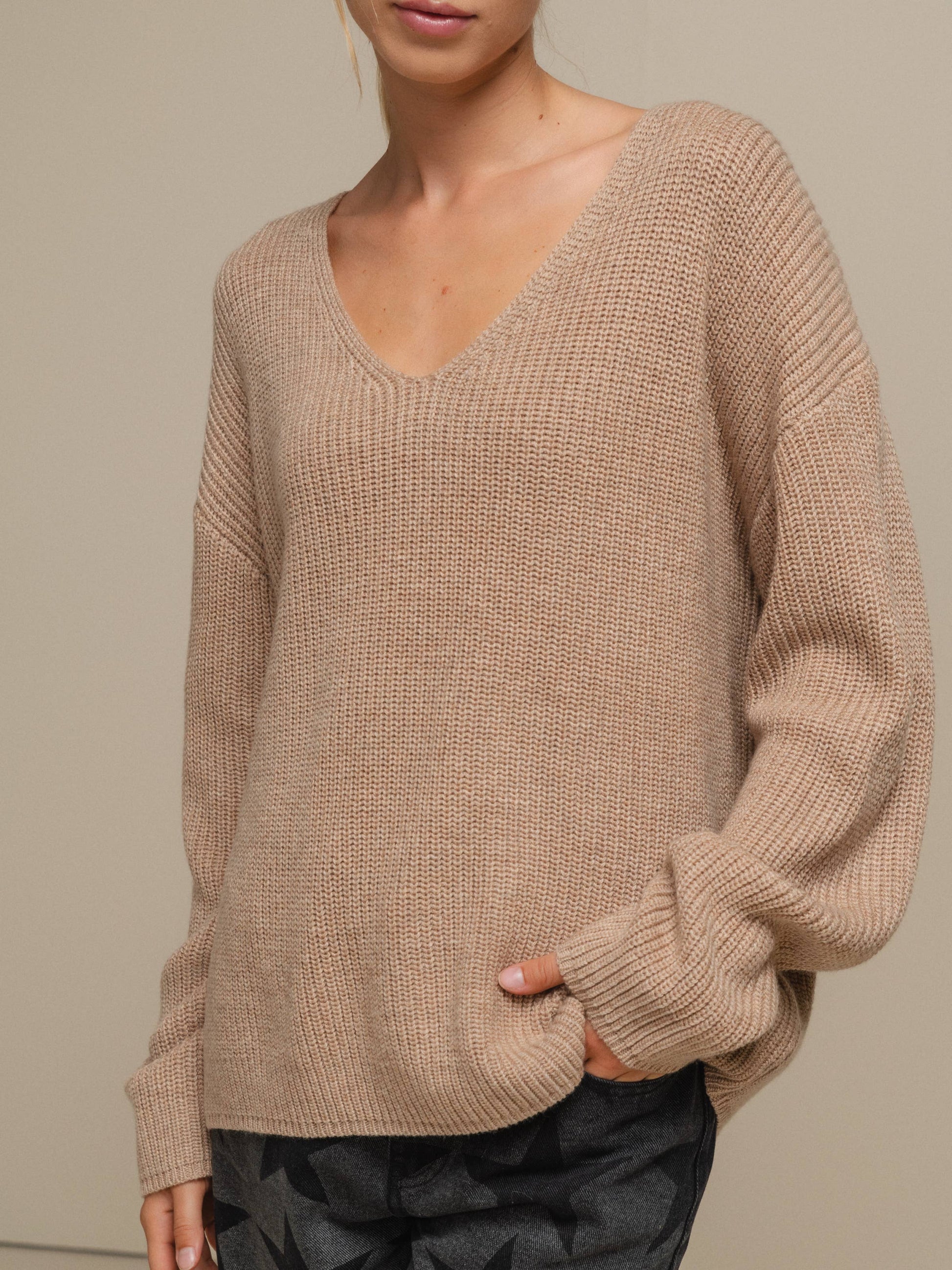 Maglione in maglia con scollo a V