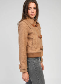 Giacca bouclé cammello con alamari