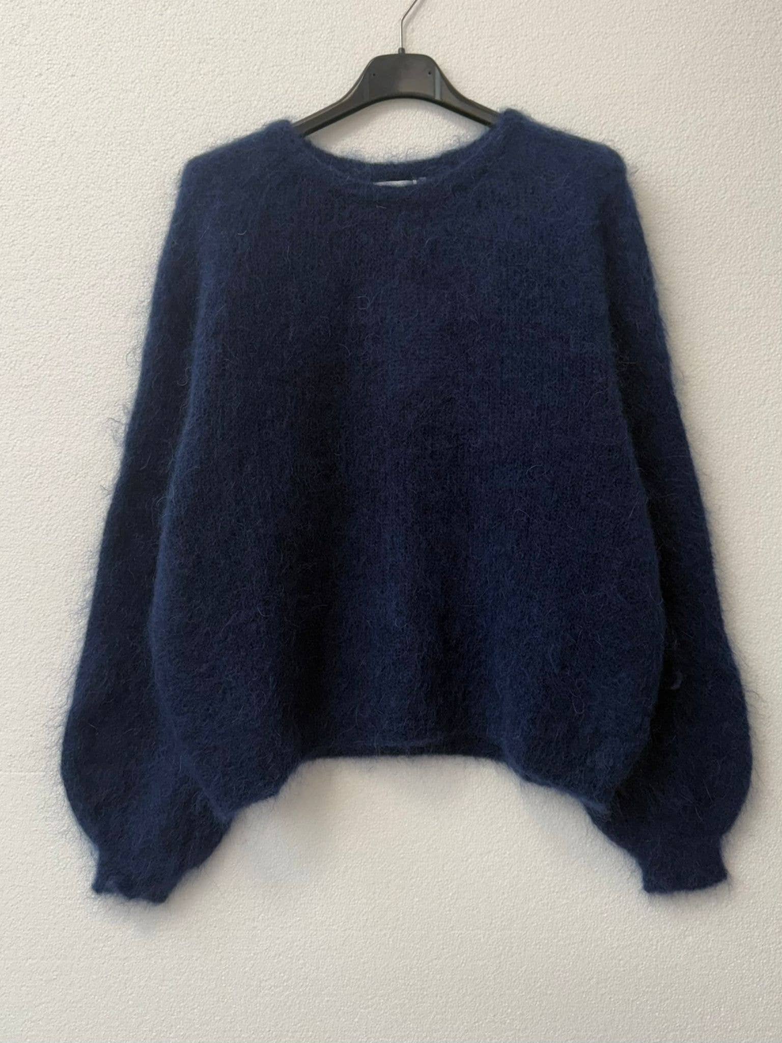 Maglione gilet Vivienne nero con bottoni laterali