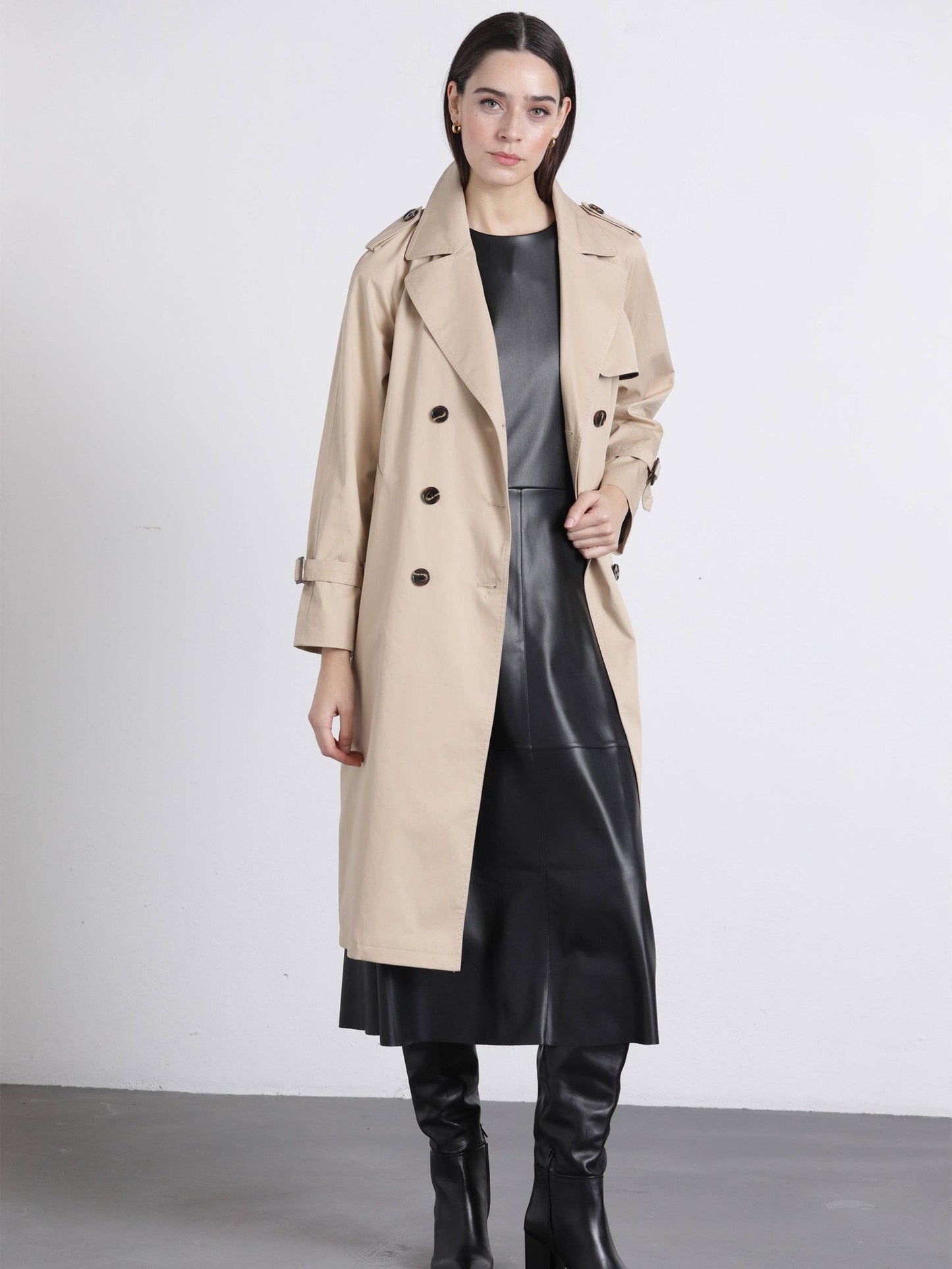 Trench lungo in gabardina doppiopetto da donna