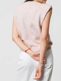 Gilet in maglia con spalle strutturate