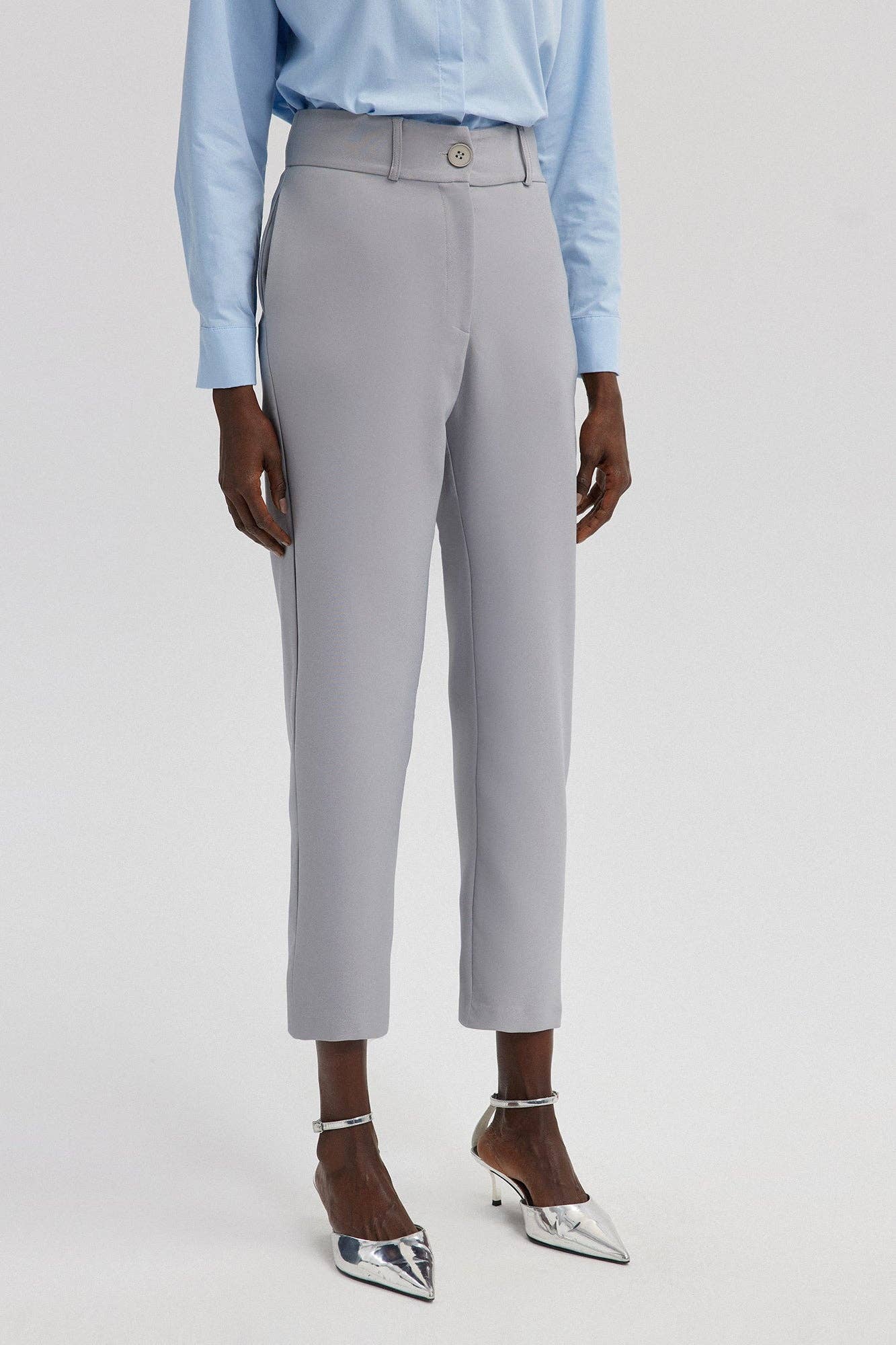 Pantaloni in crêpe grigi a vita alta